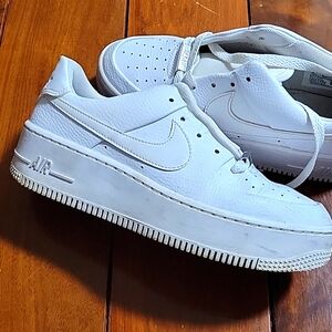 Nike Air Force 1 Sage Low Women's Shoe